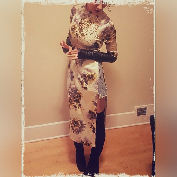 Vintage Satin Dress with Side Slits - Picture 3 of 12